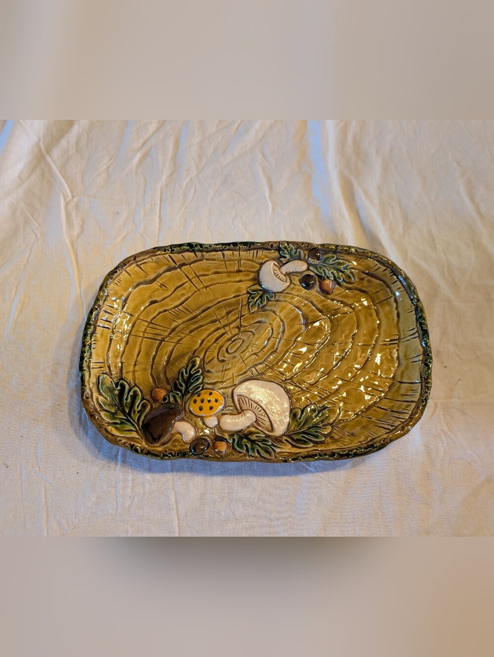 2/30$ Vintage Yellow Ceramic Serving Platter with Mushroom Motif